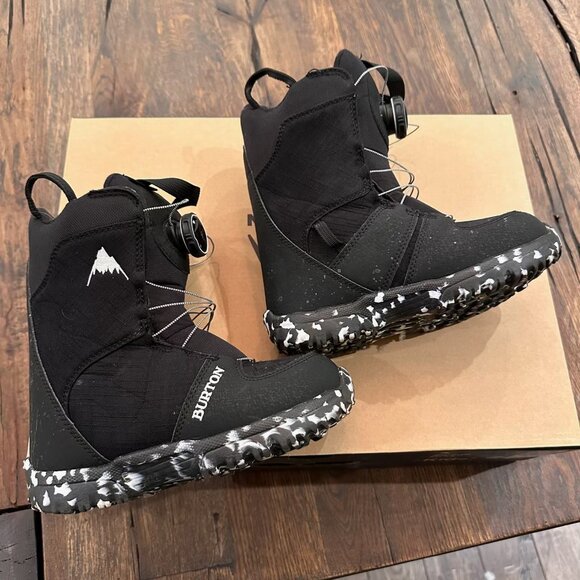 Burton Grom BOA Junior Snowboard Boots - Picture 6 of 11